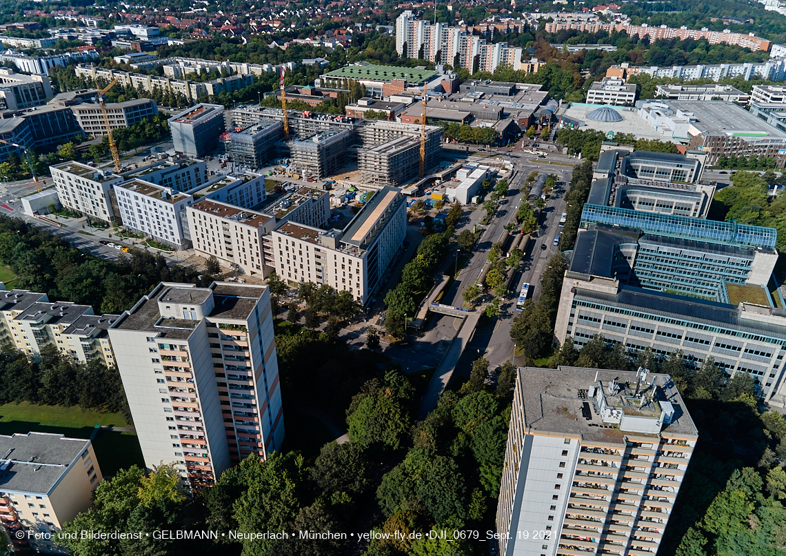 19.09.2021 - Perlach Plaza und Umgebung in Neuperlach 